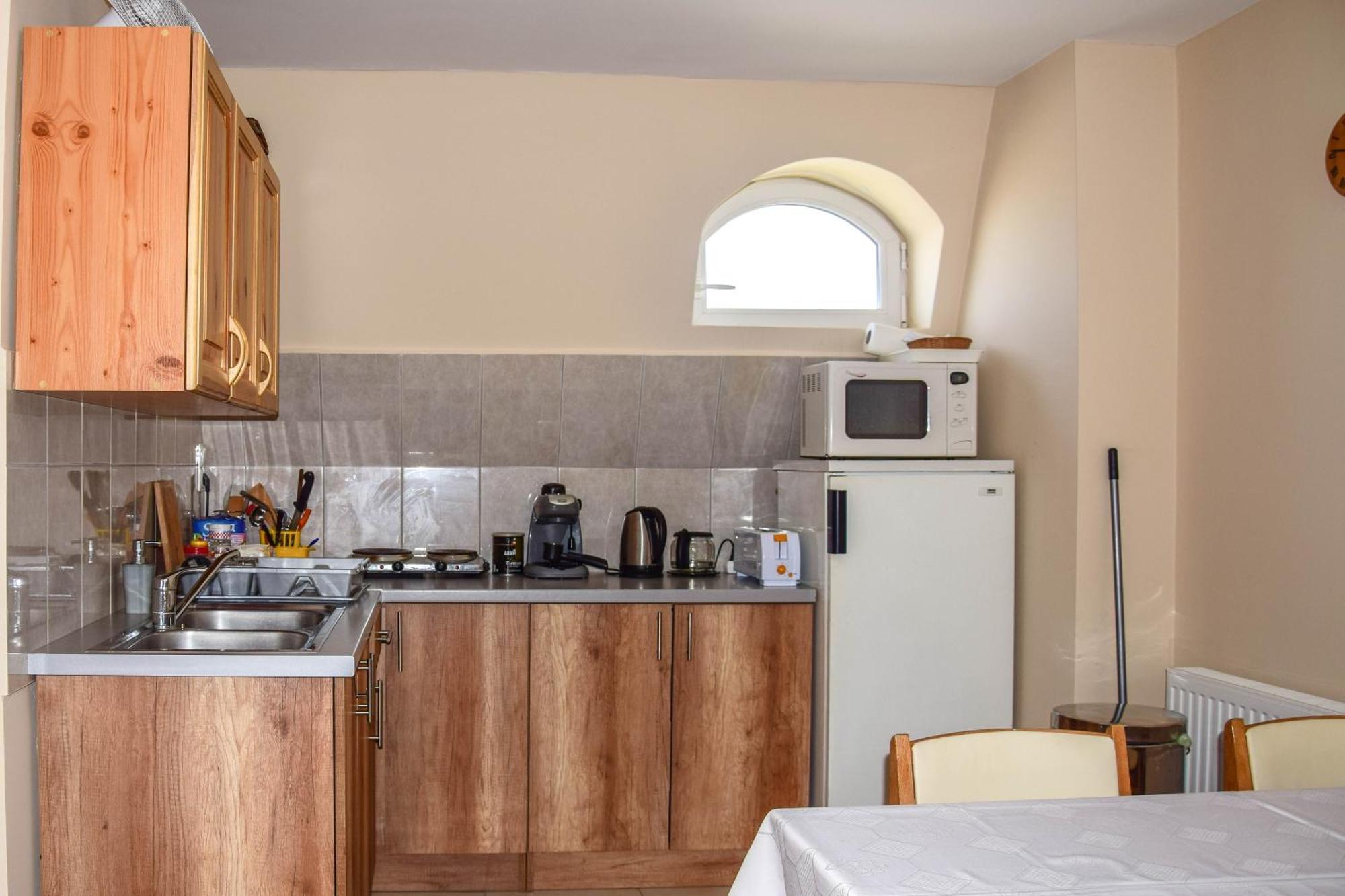 Ambrozia Guesthouse Nagykanizsa Esterno foto